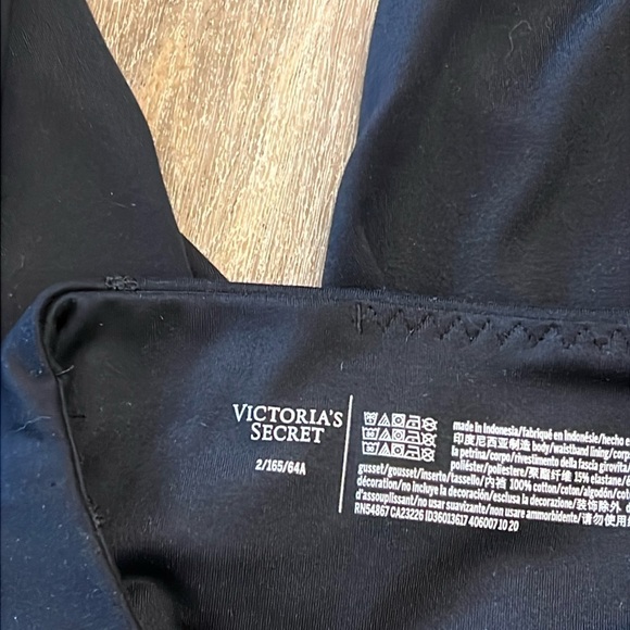 Victoria's Secret Leggings Size 2 - Picture 3 of 8